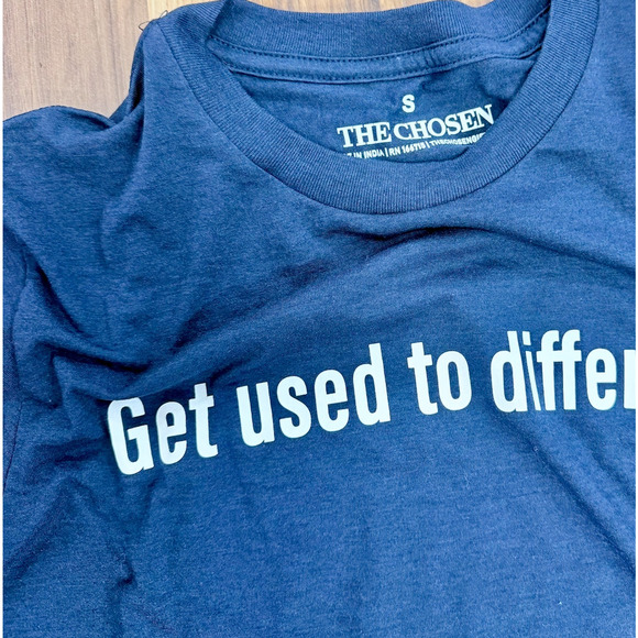 The CHOSEN NWT NAVY Unisex L/S SM Graphic T-Shirt Christian Faith Jesus - Picture 4 of 7